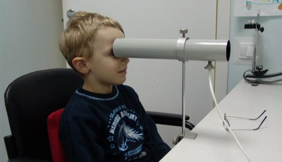 Аппаратное лечение глаз в клиниках сартова