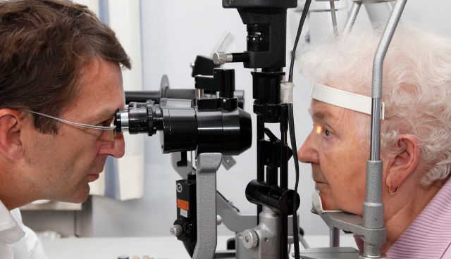 Где лучше в глазных клиниках делают онкологические операции в москве