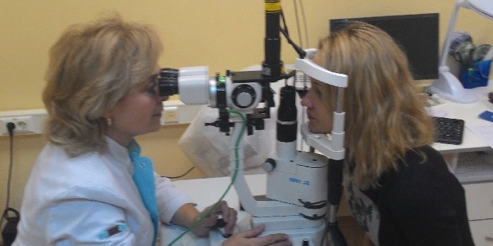 В каких клиниках уфы делают операции утолщение роговицы глаза