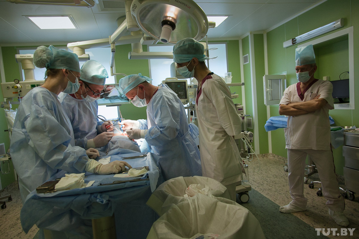 Спросить бесплатно врачи нейрохирурги в боровлянах респ центр онкологии