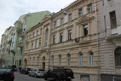 Гостиницы рядом с московской глазной клиникой